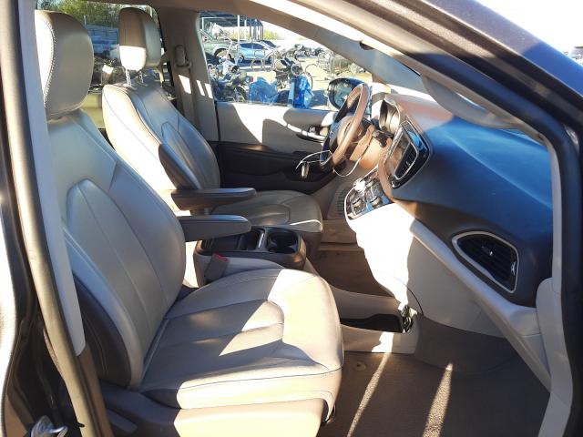 Photo 5 from auction – 2019 CHRYSLER PACIFICA T with VIN 2C4RC1BG9KR592957