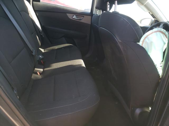 Photo 6 from auction – 2021 KIA FORTE FE with VIN 3KPF24AD9ME297036