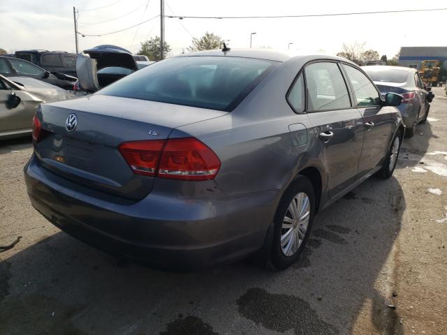 Photo 4 from auction – 2015 VOLKSWAGEN PASSAT S with VIN 1VWAT7A33FC071503