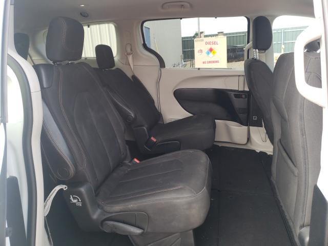 Photo 6 from auction – 2017 CHRYSLER PACIFICA T with VIN 2C4RC1BG2HR796086