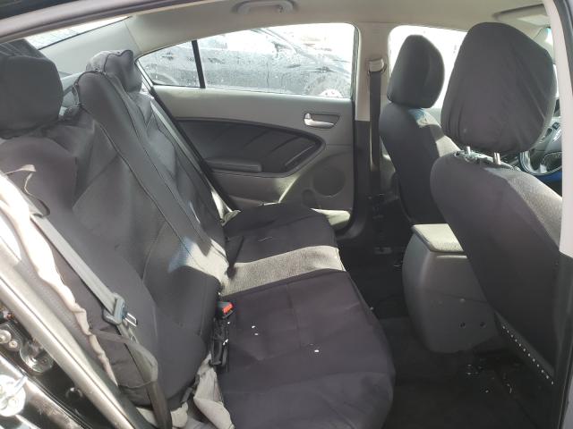 Photo 6 from auction – 2018 KIA FORTE LX with VIN 3KPFK4A72JE170005