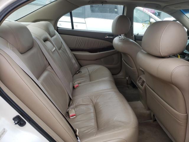 Photo 6 from auction – 2000 ACURA 3.2TL with VIN 19UUA5667YA064549
