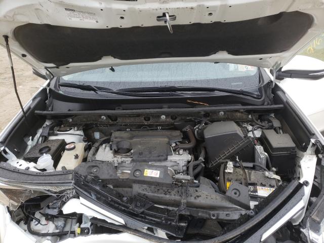 Photo 7 from auction – 2018 TOYOTA RAV4 ADVEN with VIN JTMRFREV4JJ746946