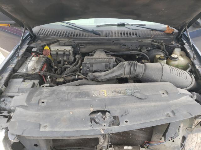 Photo 7 from auction – 2005 FORD EXPEDITION with VIN 1FMPU17575LA07510