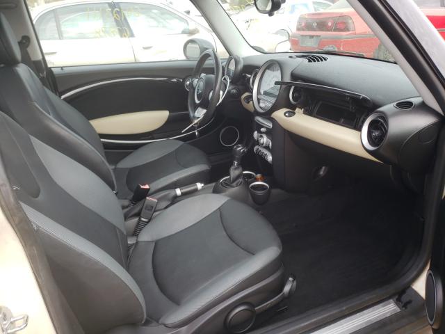 Photo 5 from auction – 2008 MINI COOPER with VIN WMWMF33588TT63145