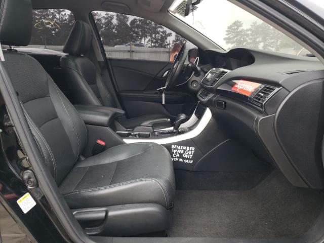 Photo 5 from auction – 2015 HONDA ACCORD SPO with VIN 1HGCR2F52FA007747