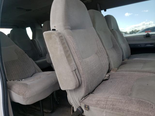 Photo 6 from auction – 1998 FORD ECONOLINE with VIN 1FBSS31S9WHA83513