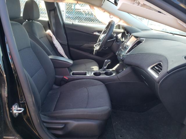 Photo 9 from auction – 2017 CHEVROLET CRUZE LT with VIN 3G1BE6SM0HS541737