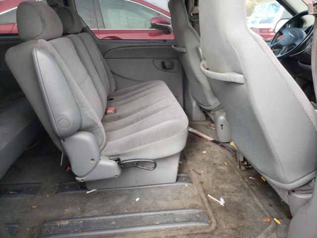 Photo 6 from auction – 2005 CHRYSLER TOWN AND C with VIN 1C4GP45R65B311548
