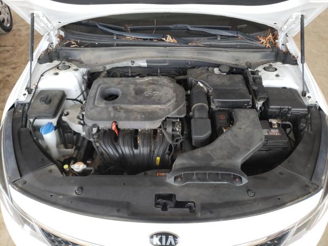 Photo 7 from auction – 2016 KIA OPTIMA LX with VIN 5XXGT4L38GG024946