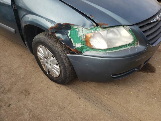 Photo 9 from auction – 2005 CHRYSLER TOWN AND C with VIN 1C4GP45R65B311548
