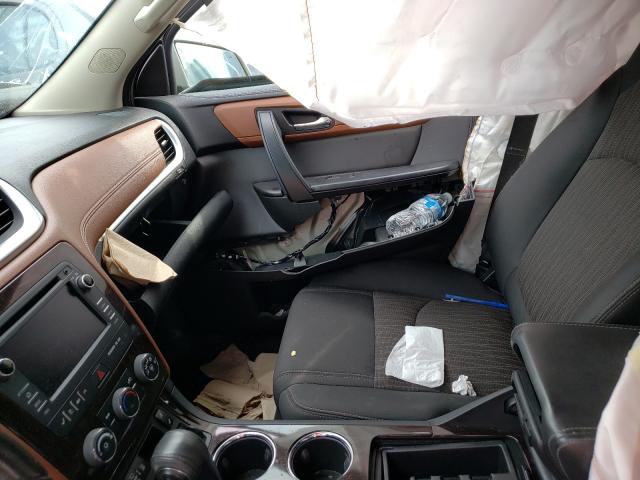 Photo 5 from auction – 2017 CHEVROLET TRAVERSE L with VIN 1GNKRGKD9HJ173505