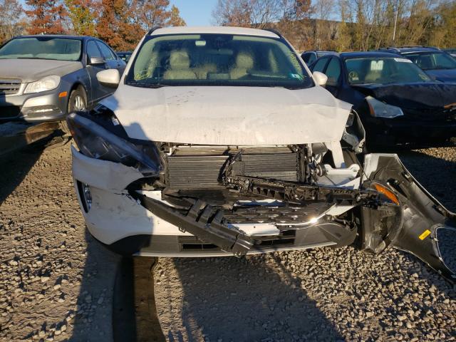 Photo 9 from auction – 2020 FORD ESCAPE SEL with VIN 1FMCU9H68LUB08230