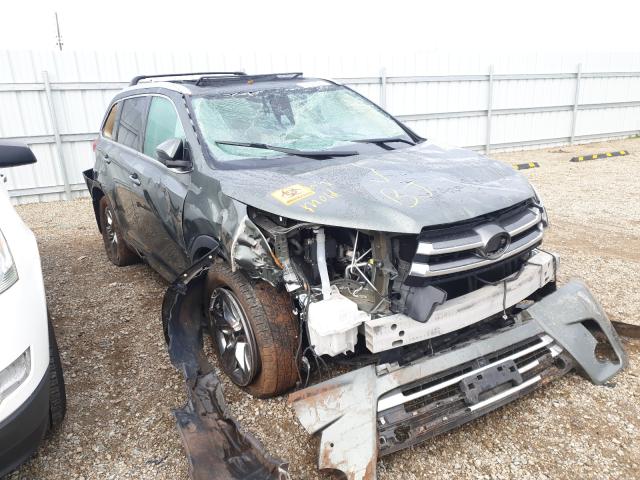 TOYOTA HIGHLANDER 2017 with VIN 5TDDZRFH0HS390325 - Photo from auction