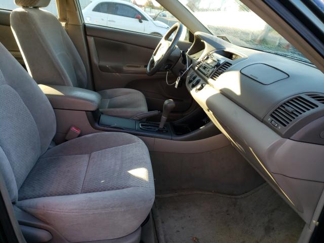 Photo 5 from auction – 2003 TOYOTA CAMRY LE with VIN 4T1BF32K13U556771