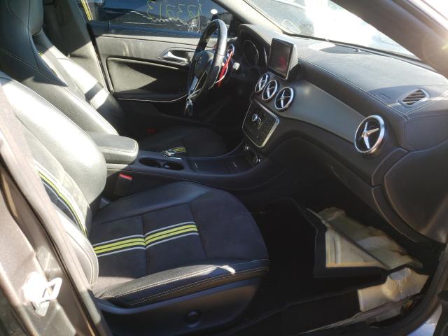 Photo 5 from auction – 2014 MERCEDES-BENZ C 250 with VIN WDDSJ4EB5EN029095