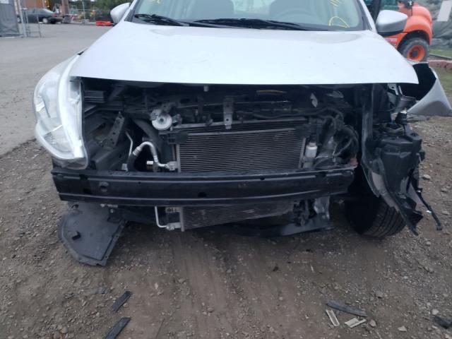 Photo 9 from auction – 2017 NISSAN VERSA S with VIN 3N1CN7AP6HK457048