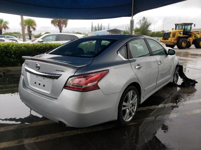 Photo 4 from auction – 2013 NISSAN ALTIMA 3.5 with VIN 1N4BL3AP8DC254157