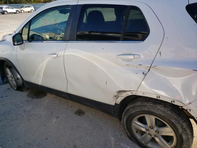 Photo 9 from auction – 2016 CHEVROLET TRAX 1LT with VIN 3GNCJLSB2GL132935