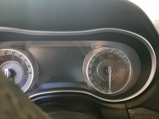 Photo 8 from auction – 2015 CHRYSLER 300C with VIN 2C3CCAEG0FH814156