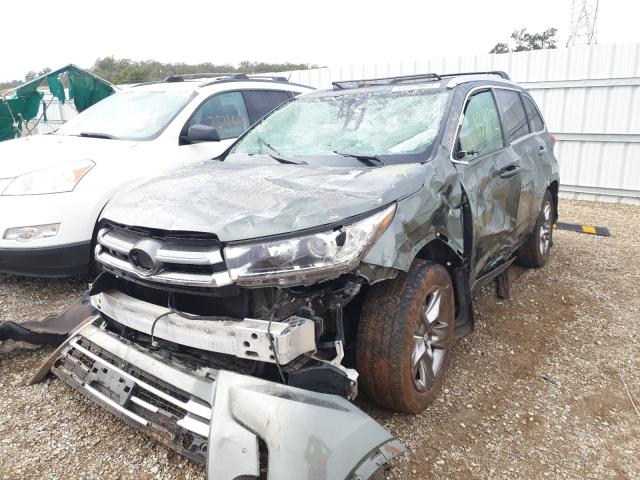 Photo 2 from auction – 2017 TOYOTA HIGHLANDER with VIN 5TDDZRFH0HS390325