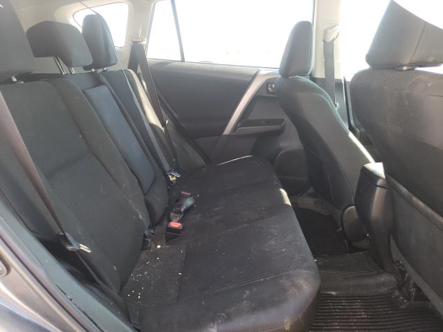 Photo 6 from auction – 2018 TOYOTA RAV4 LE with VIN 2T3ZFREV1JW461512
