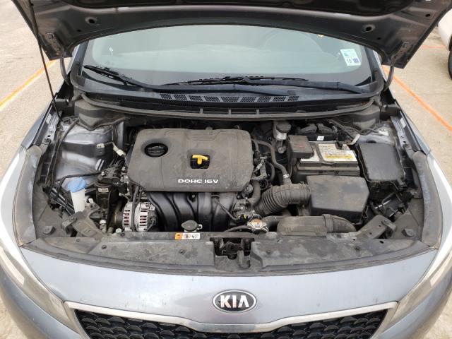 Photo 7 from auction – 2017 KIA FORTE LX with VIN 3KPFL4A73HE129454