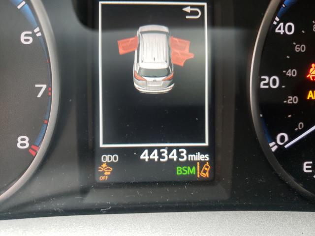 Photo 8 from auction – 2018 TOYOTA RAV4 ADVEN with VIN 2T3WFREV5JW409545