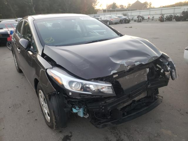 KIA FORTE LX 2017 with VIN 3KPFK4A7XHE083978 - Photo from auction
