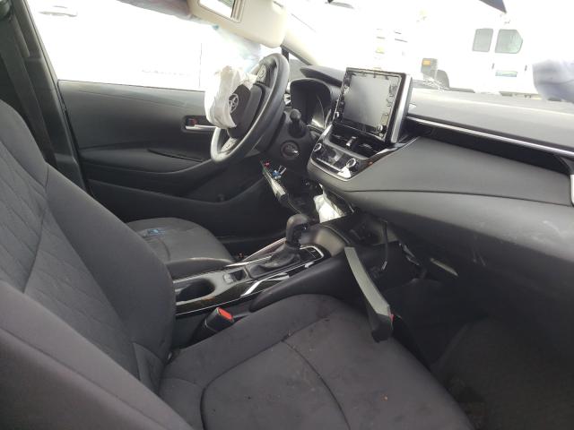 Photo 5 from auction – 2021 TOYOTA COROLLA LE with VIN 5YFEPMAE6MP253273