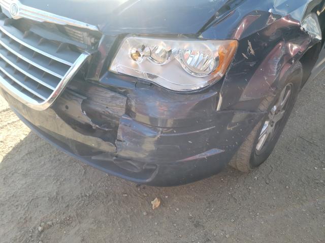 Photo 9 from auction – 2008 CHRYSLER TOWN & COU with VIN 2A8HR54P08R801454