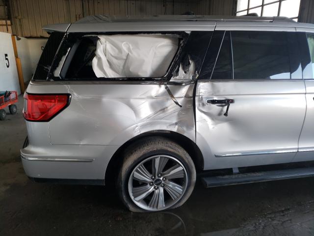 Photo 9 from auction – 2018 LINCOLN NAVIGATOR with VIN 5LMJJ3LT4JEL21075