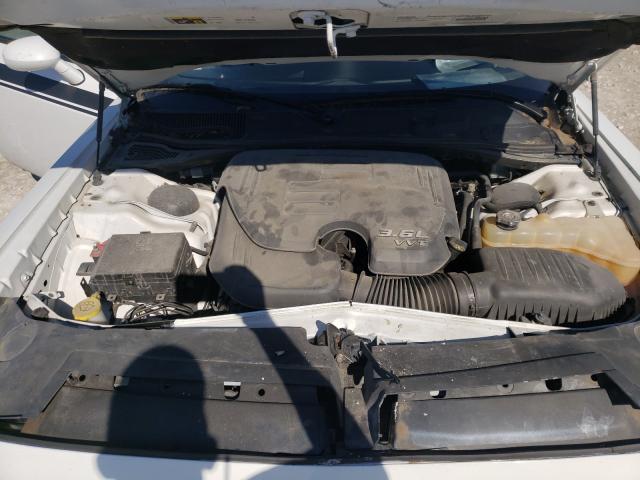Photo 7 from auction – 2016 DODGE CHALLENGER with VIN 2C3CDZAG1GH209517