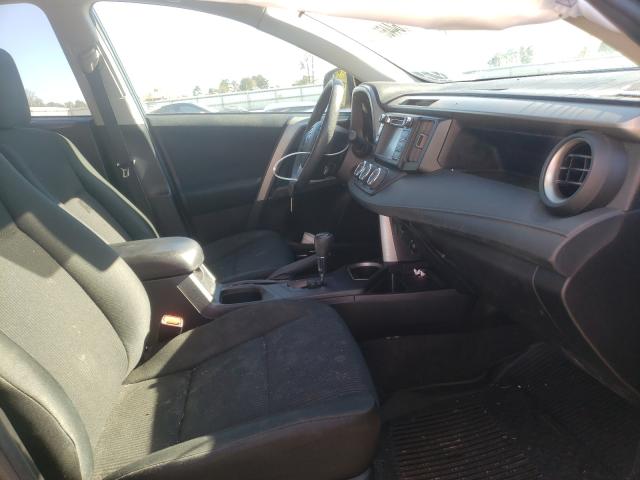 Photo 5 from auction – 2018 TOYOTA RAV4 LE with VIN 2T3ZFREV1JW461512