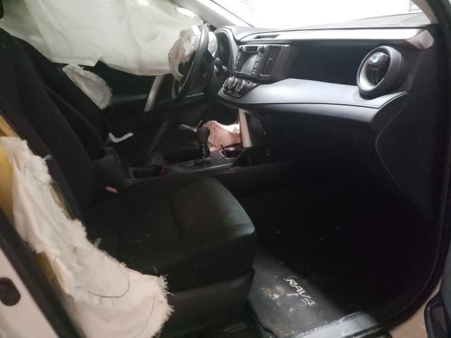 Photo 5 from auction – 2018 TOYOTA RAV4 LE with VIN JTMZFREV0JJ202931