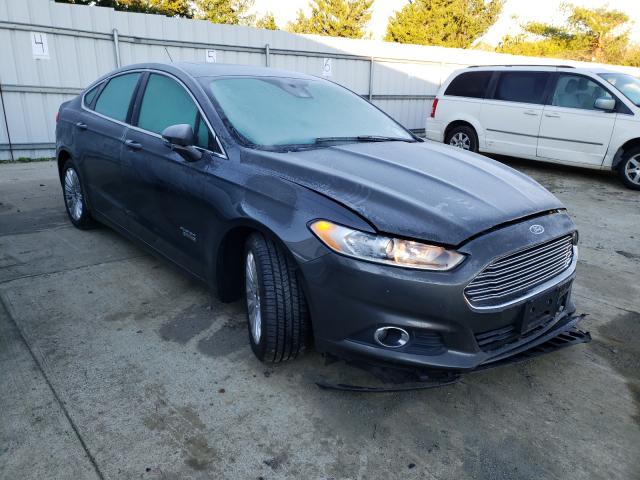FORD FUSION SE 2016 with VIN 3FA6P0PU5GR393685 - Photo from auction
