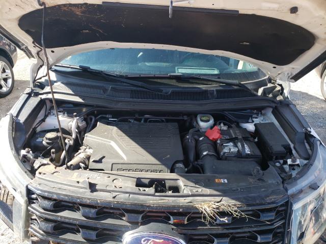 Photo 7 from auction – 2016 FORD EXPLORER S with VIN 1FM5K8GT2GGB09782