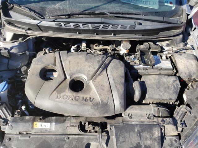 Photo 7 from auction – 2016 HYUNDAI ELANTRA SE with VIN 5NPDH4AE2GH674532