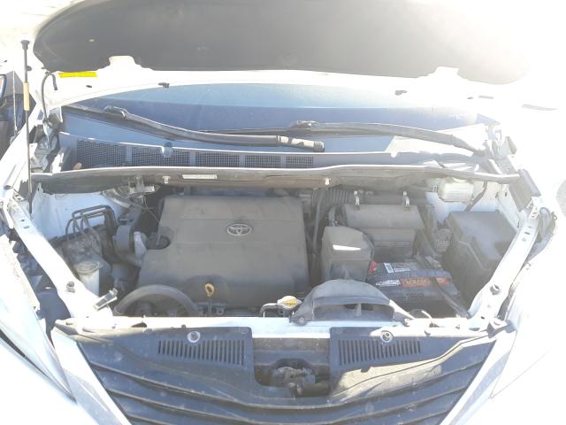 Photo 7 from auction – 2012 TOYOTA SIENNA LE with VIN 5TDKK3DC2CS205314