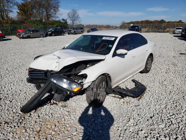 Photo 2 from auction – 2013 VOLKSWAGEN PASSAT S with VIN 1VWAP7A3XDC080183