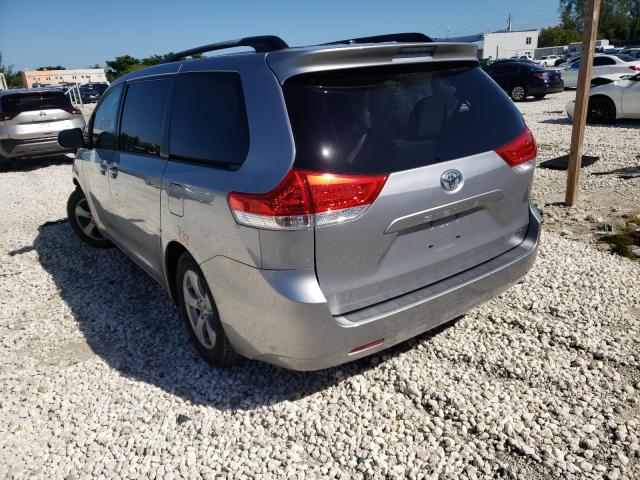 Photo 3 from auction – 2013 TOYOTA SIENNA LE with VIN 5TDKK3DCXDS297628