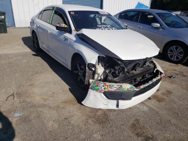 Photo 1 from auction – 2013 VOLKSWAGEN JETTA BASE with VIN 3VW2K7AJ1DM304666