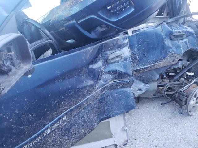 Photo 10 from auction – 2002 CHEVROLET TRAILBLAZE with VIN 1GNDS13S822420960
