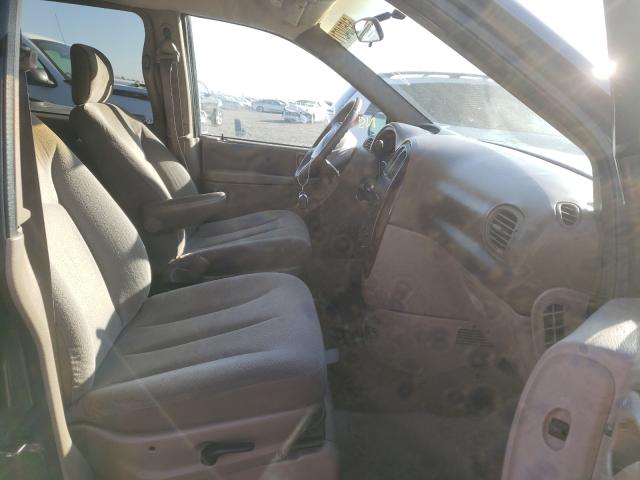 Photo 5 from auction – 2001 CHRYSLER TOWN & COU with VIN 2C4GP44311R376378