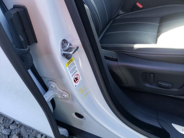 Photo 9 from auction – 2019 LAND ROVER RANGE ROVE with VIN SALYB2FV1KA226324