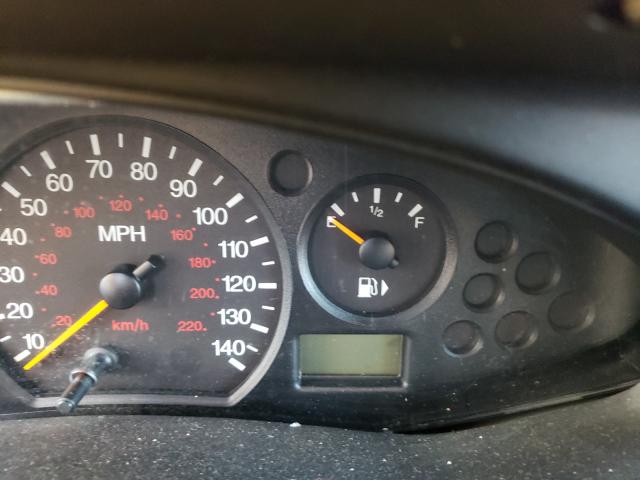 Photo 8 from auction – 2001 FORD FOCUS LX with VIN 1FAFP33P51W326509