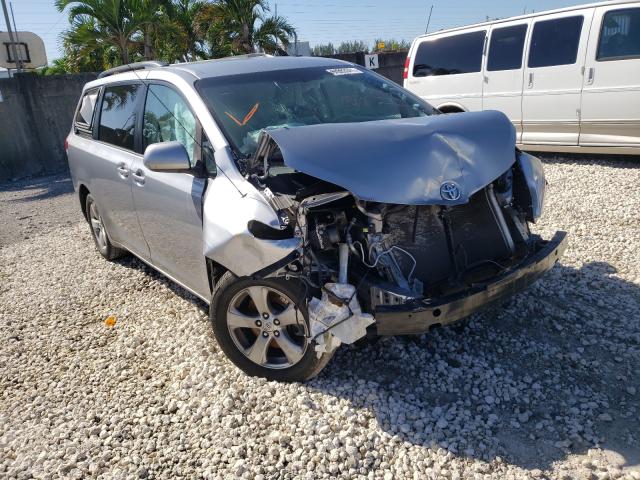 Photo 1 from auction – 2013 TOYOTA SIENNA LE with VIN 5TDKK3DCXDS297628