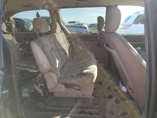 Photo 6 from auction – 2001 CHRYSLER TOWN & COU with VIN 2C4GP44311R376378