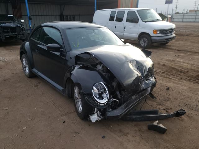 VOLKSWAGEN BEETLE 2013 with VIN 3VWFP7AT4DM661862 - Photo from auction