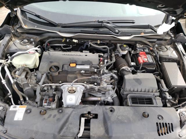 Photo 7 from auction – 2017 HONDA CIVIC LX with VIN 19XFC2E59HE054448